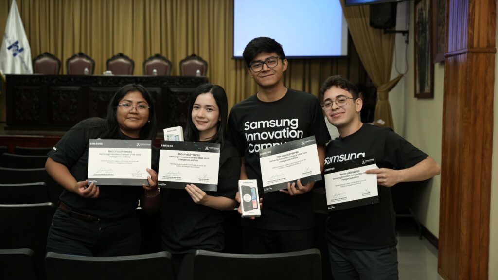 "Guatemala se forma en el futuro digital con Samsung Innovation Campus"