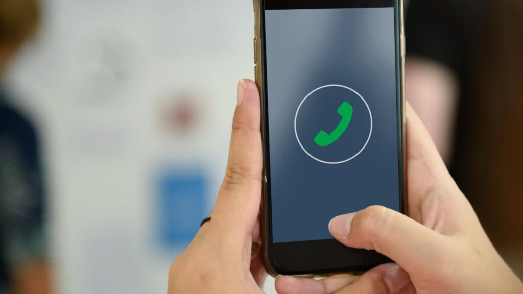 Alerta por falla de seguridad en WhatsApp