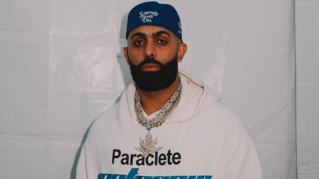 Eladio Carrión lanza video explosivo y se alista para conquistar Guatemala