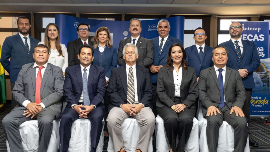 INTECAP lanza programa de becas para connacionales retornados