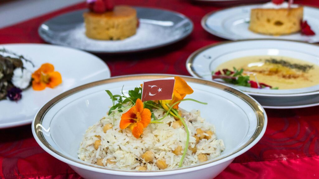 INTECAP y la Embajada de Türkiye celebran la Semana de la Gastronomía Turca