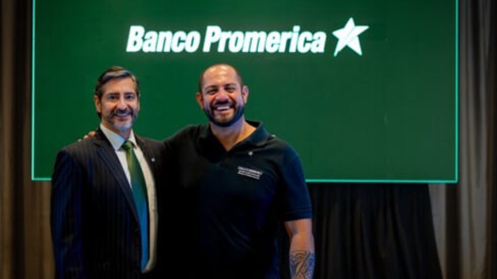 Banco Promerica fortalece el desarrollo empresarial con la conferencia “El Arte de Reinventarse”