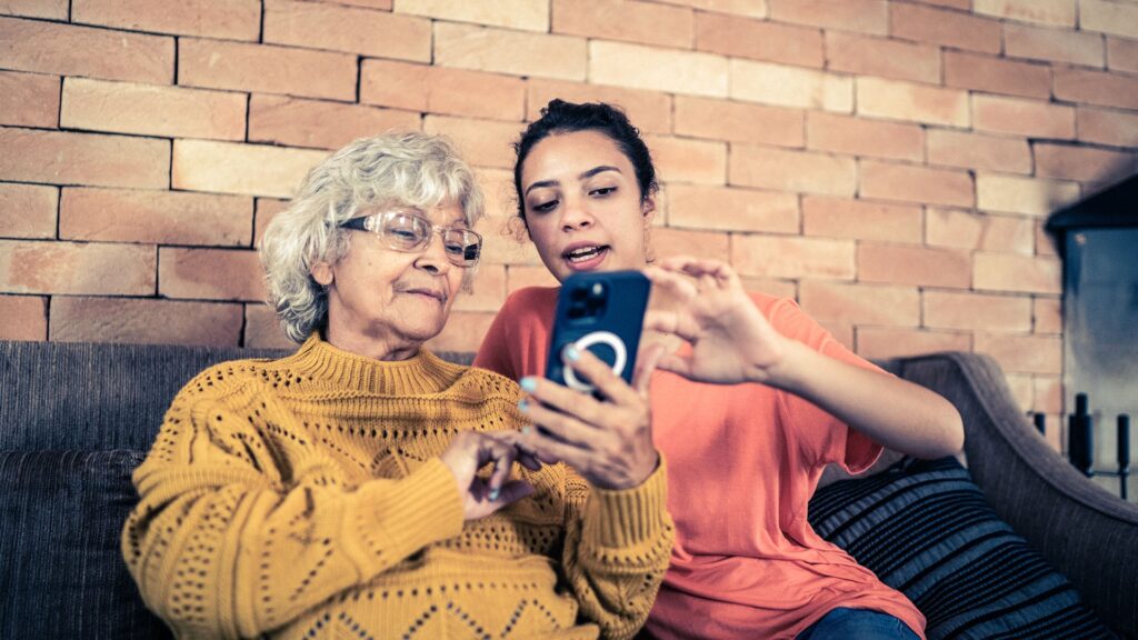 Apps financieras impulsan el crecimiento de las remesas digitales en América Latina