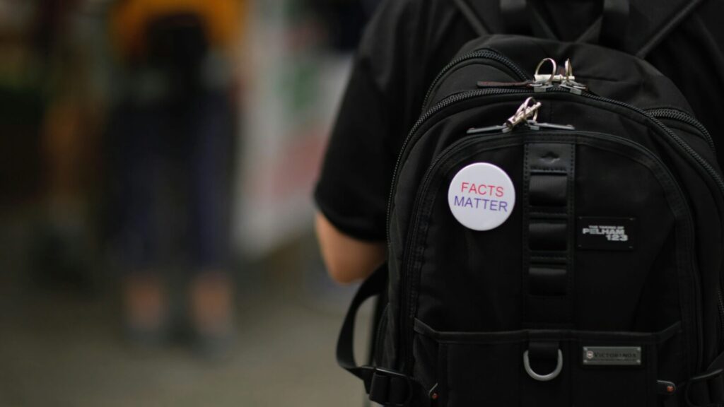 Latinoamérica combate la desinformación con inteligencia artificial y fact-checking