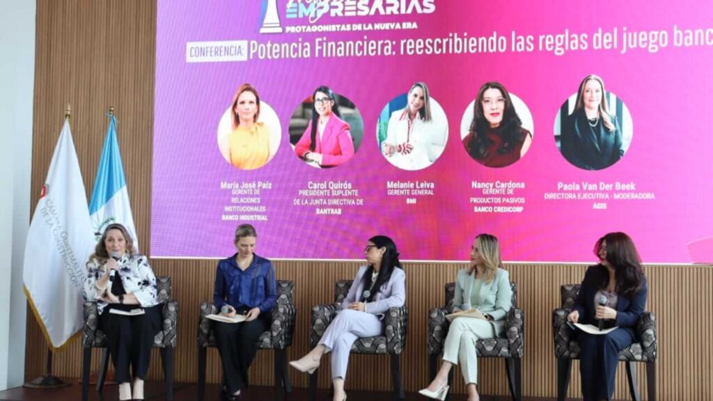 II Encuentro de Mujeres Empresarias destaca el rol femenino en la construcción