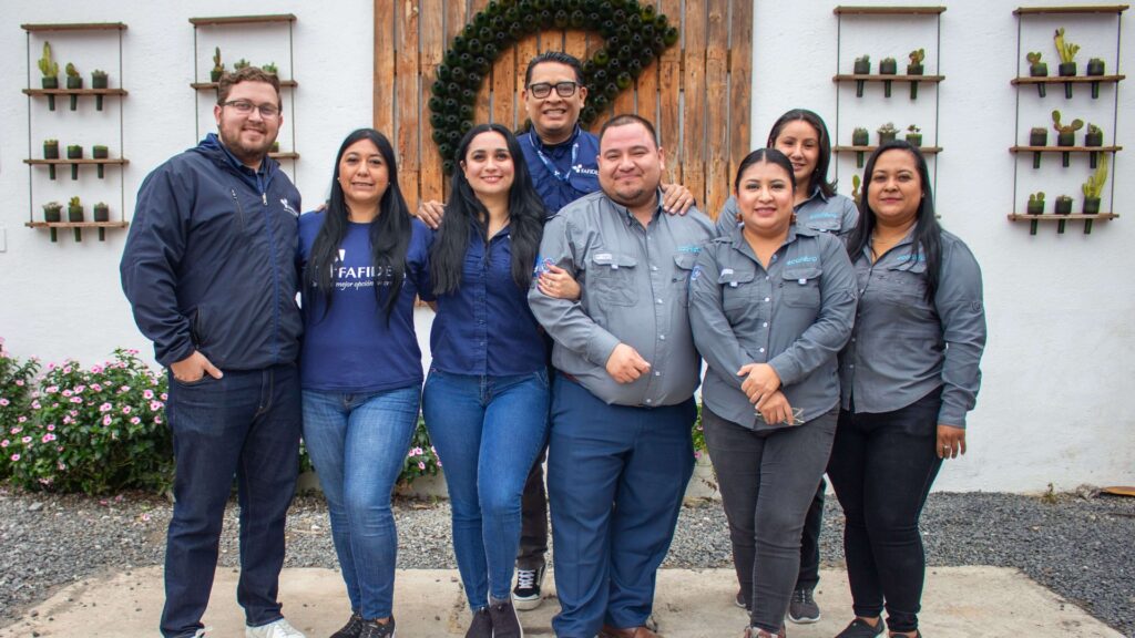 Agua limpia y futuro verde: FAFIDESS y Ecofiltro lanzan “Gotas de Cambio”