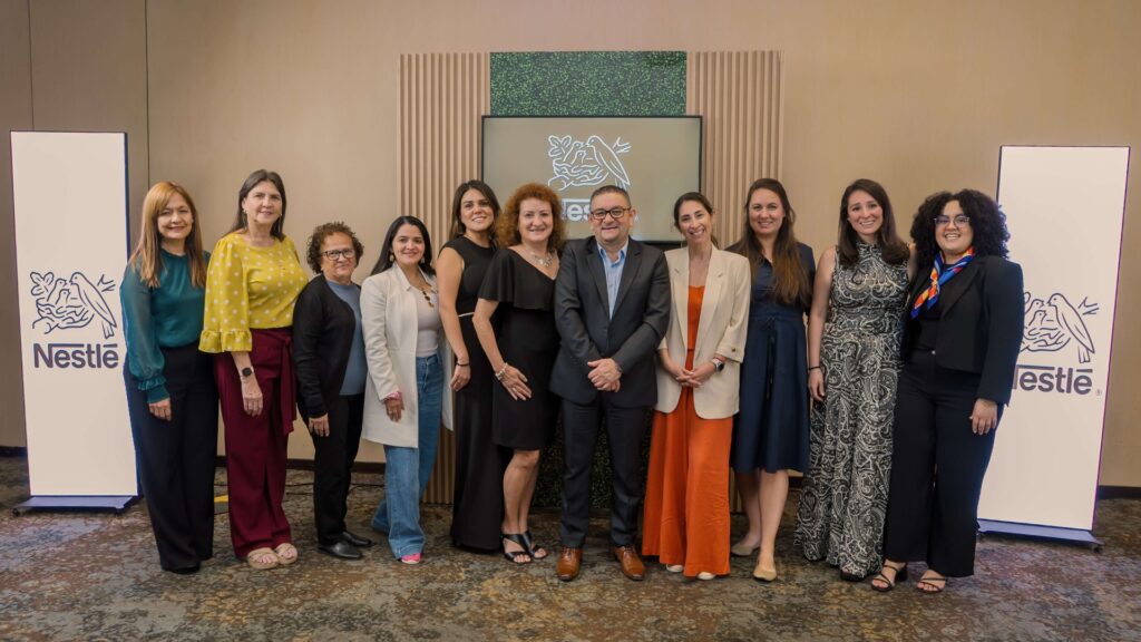 Nestlé presenta innovaciones en comunicación digital de salud en ANDEGUAT 2025