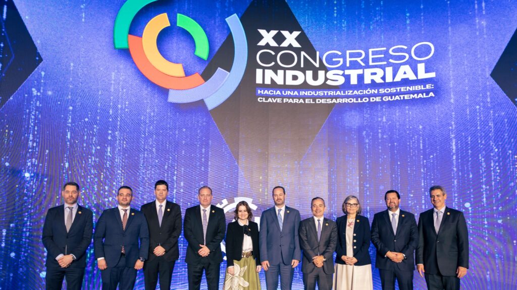 CIG clausura el XX Congreso Industrial con visión hacia una industria competitiva y sostenible en Guatemala