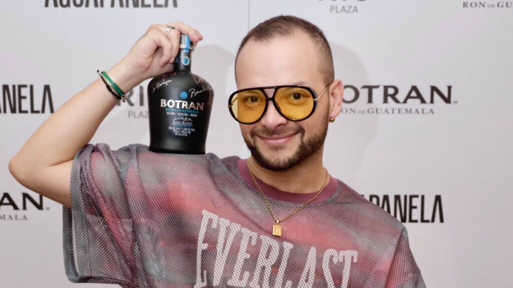José Ibarra representa a Guatemala y Latinoamérica en Premios Juventud 2025