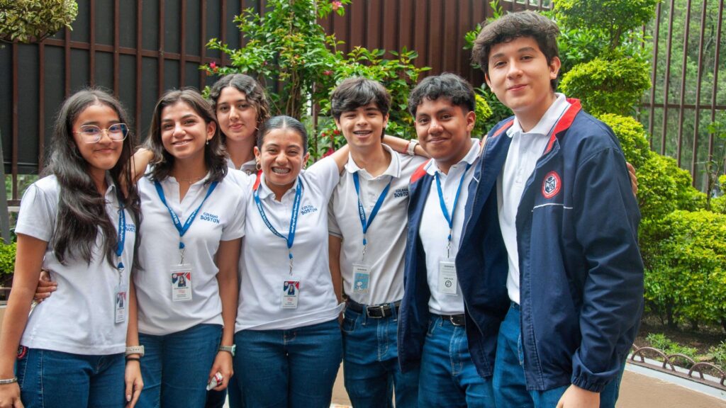 NauFest – EmpléaT ya! 2025 reúne a más de 2,000 jóvenes para impulsar su desarrollo profesional