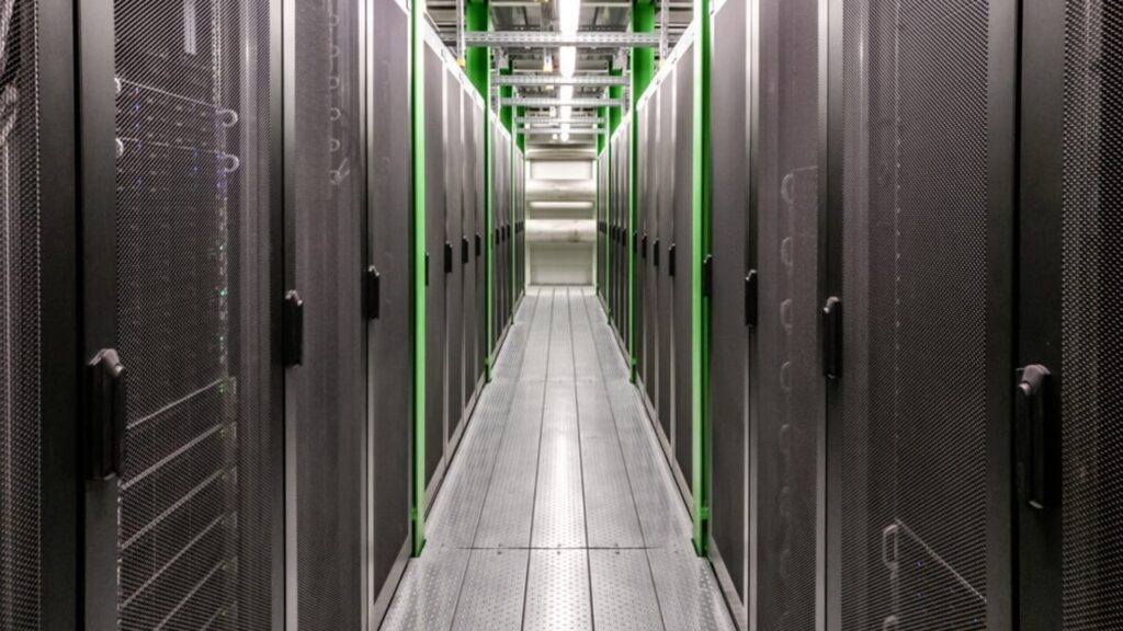 Centros de datos verdes: estrategias para eficiencia y sostenibilidad