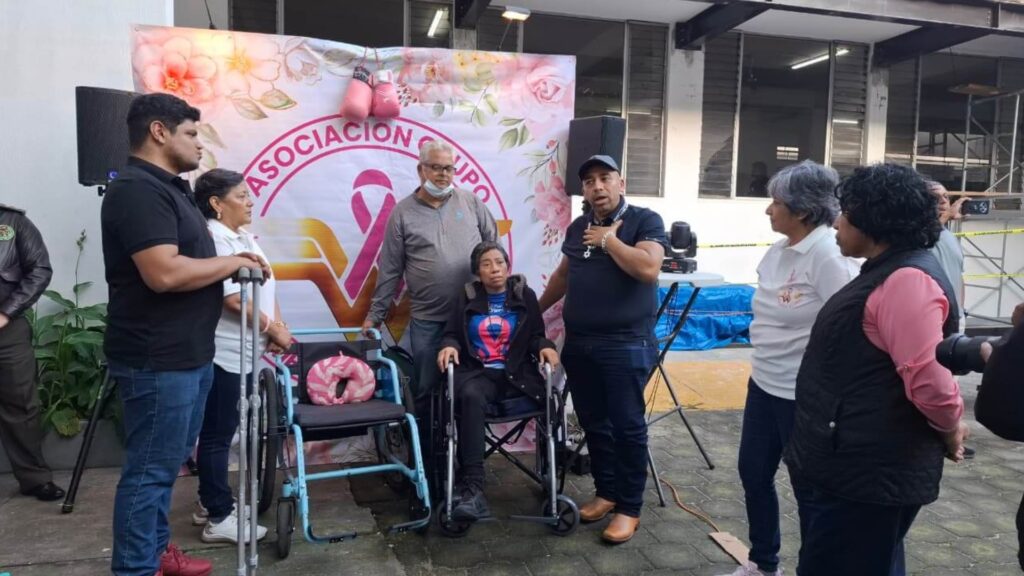 Esperanza en cada detalle: “Rosa, el color de la esperanza” llena de alegría al INCAN