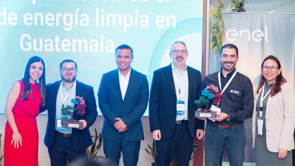ENEL entrega certificados I-REC a 28 empresas guatemaltecas que apuestan por energía limpia