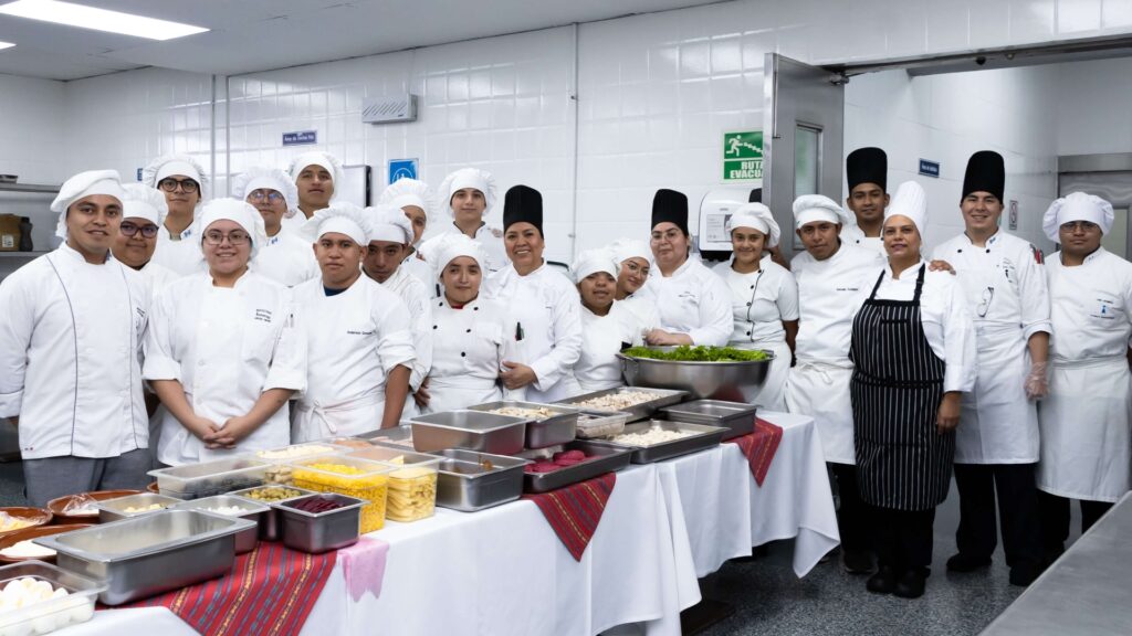 “Intecap impulsa el orgullo guatemalteco mediante la formación en gastronomía nacional”
