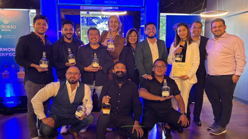 El arte del mezcal cobra vida en Mezcal Lab 2025: tradición, sabor y creatividad sin límites