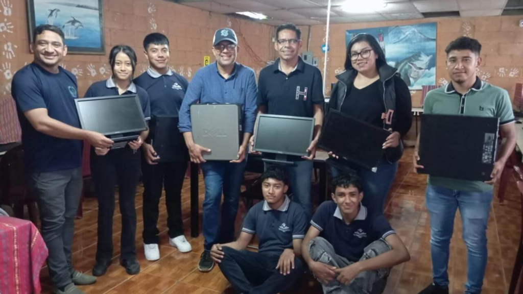 Educación y sostenibilidad: Grupo AJE lanza el concurso ‘Eco-Aprendiendo por el Agua