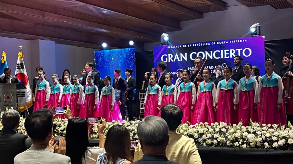 LG celebra la cultura y amistad internacional en el Concierto de Paz y Amistad