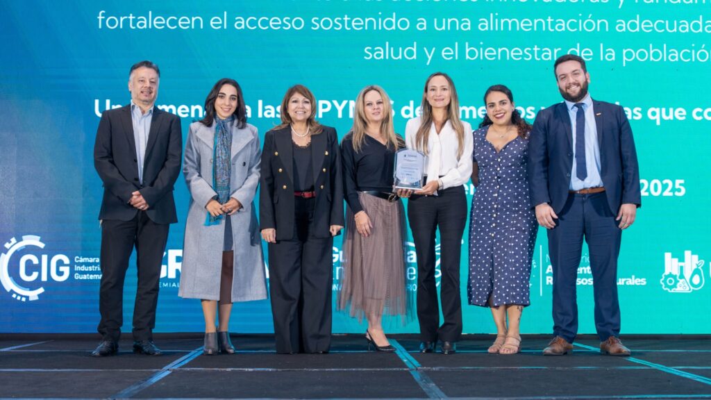 Chispuditos recibe el galardón “Excelencia que Transforma” 2025 por su compromiso con la nutrición infantil