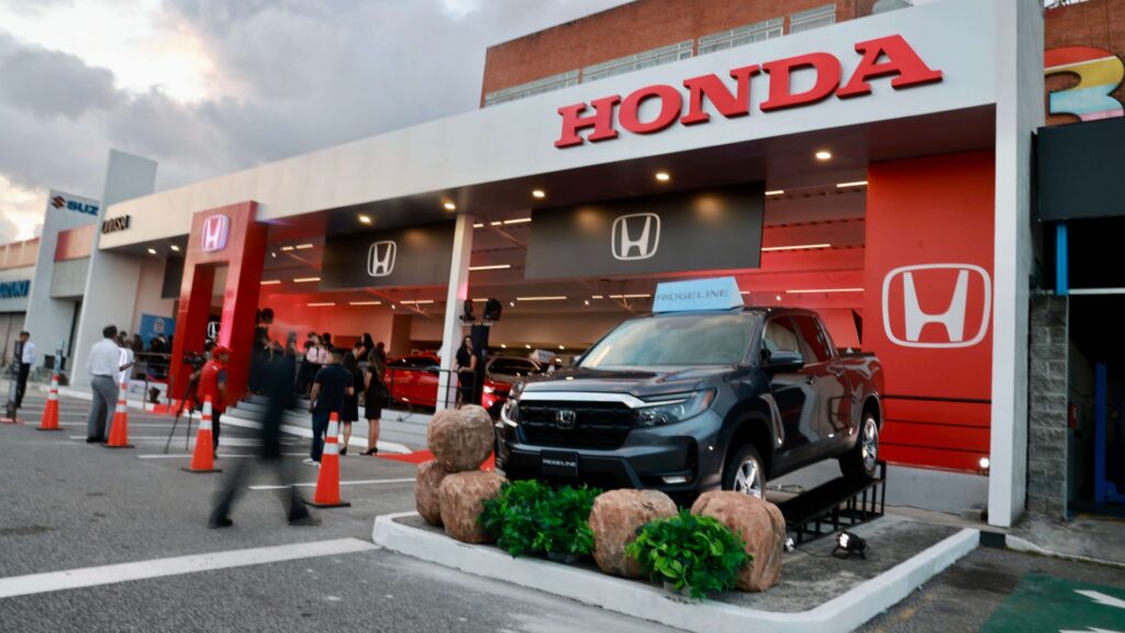 Honda expande su presencia en Guatemala con moderna sala de ventas en Majadas