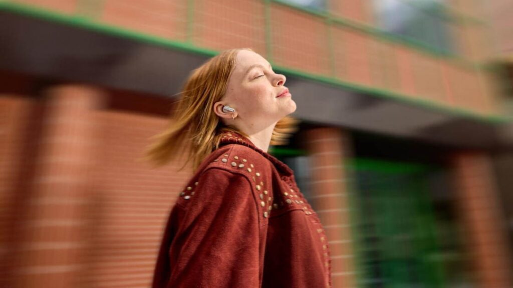 JBL transforma el audio en estilo: audífonos que destacan por diseño y rendimiento