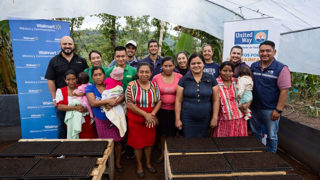 Walmart y United Way impulsan desarrollo y bienestar para 70 familias en Chiquimula