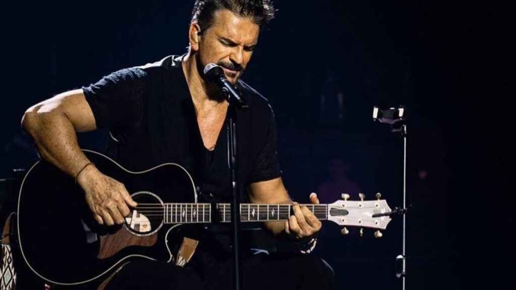 Ricardo Arjona vuelve a su origen y transforma Guatemala en su punto de partida