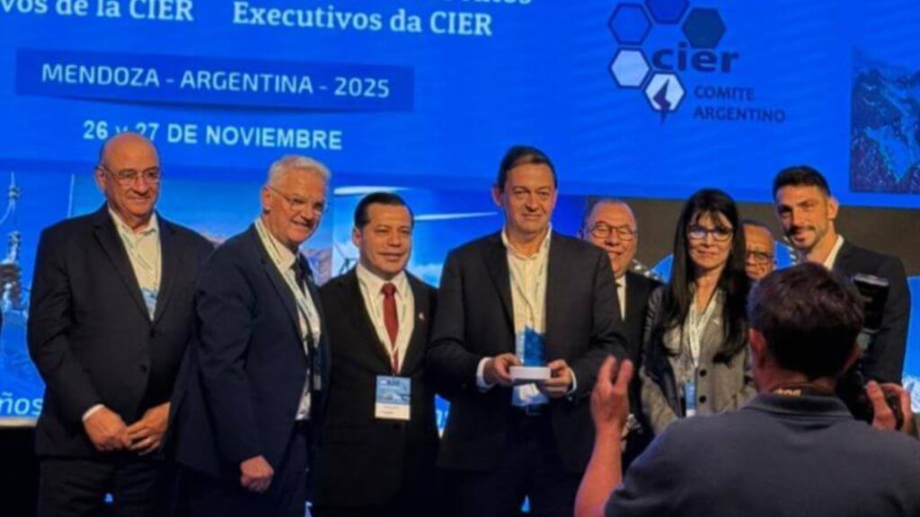 EEGSA y TRELEC destacan en la región al obtener premios otorgados por la CIER