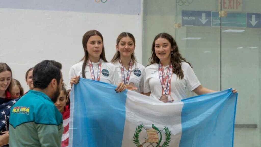 Talento juvenil impulsa a Guatemala con seis medallas en el Mundial Junior de Ráquetbol