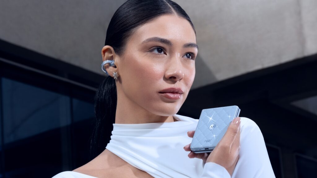 Motorola celebra junto a Pantone el Color del Año 2026: Cloud Dancer