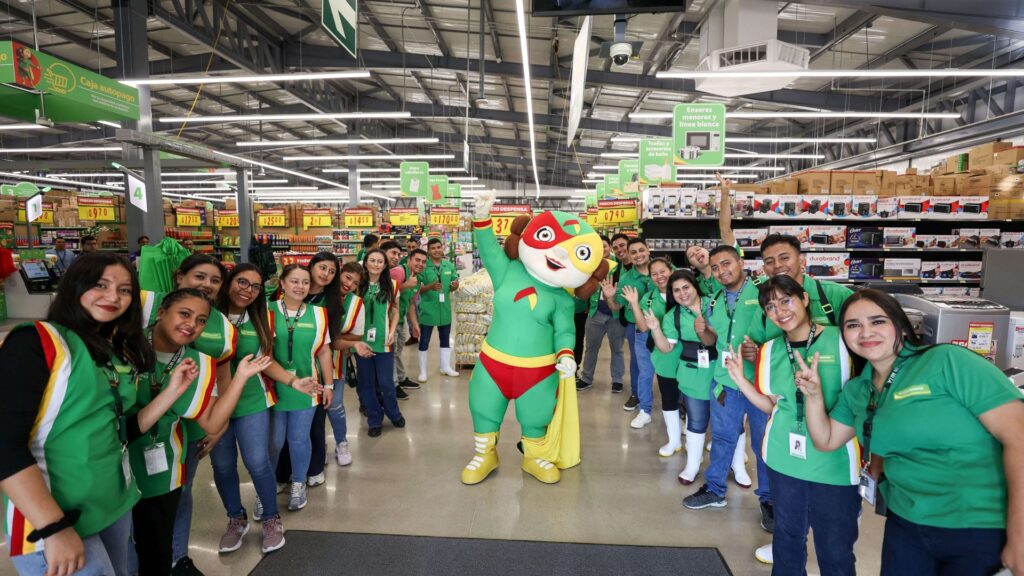 Walmart continúa invirtiendo en Guatemala y finaliza 2025 con expansión sostenida
