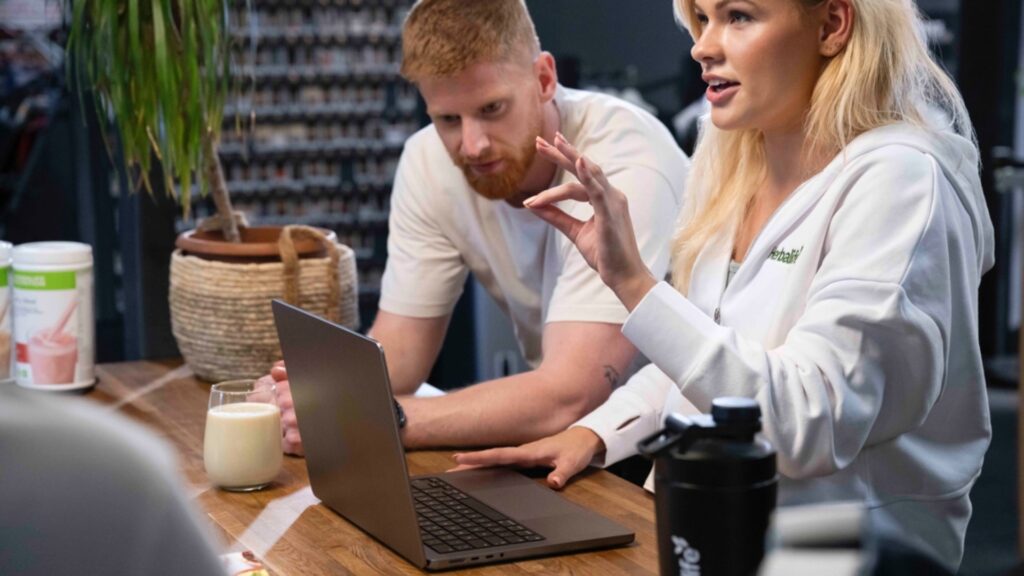 Por qué la venta directa es una opción atractiva para emprendedores primerizos