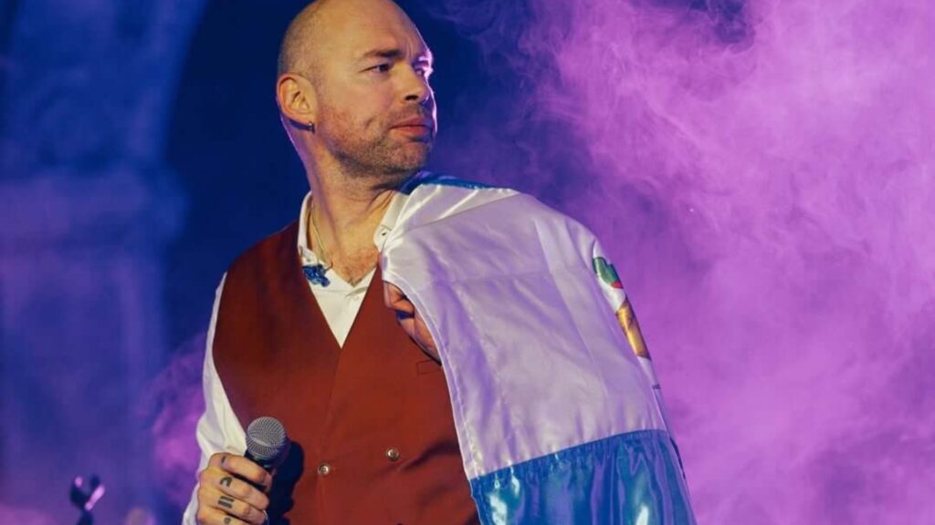 Santiago Cruz celebra 15 años de “Cruce de Caminos” con concierto en Guatemala