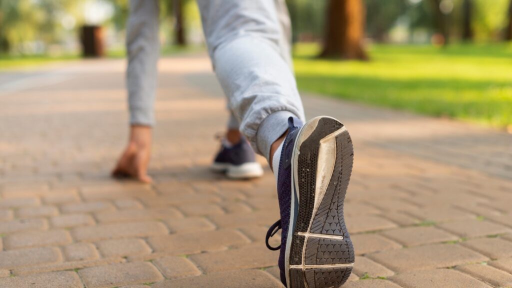 Salud y movimiento: los beneficios de contar pasos explicados por una experta