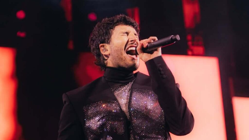 Sebastián Yatra anuncia la etapa latinoamericana de su “Entre Tanta Gente Tour”