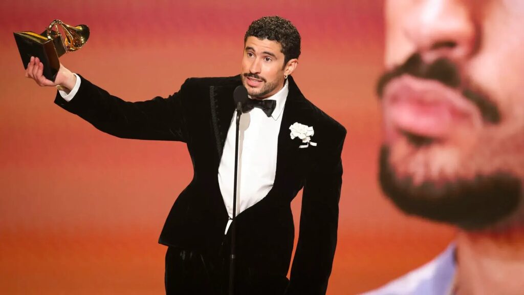 Bad Bunny brilla en los Grammy 2026 y hace historia para la música en español