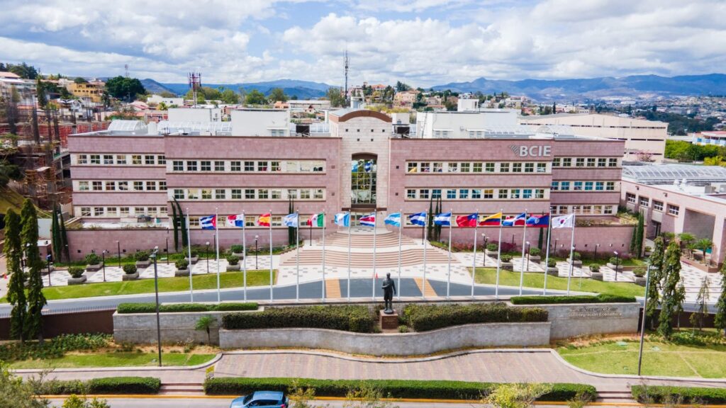 BCIE fortalece su presencia en México con emisión por MXN 3,000 millones