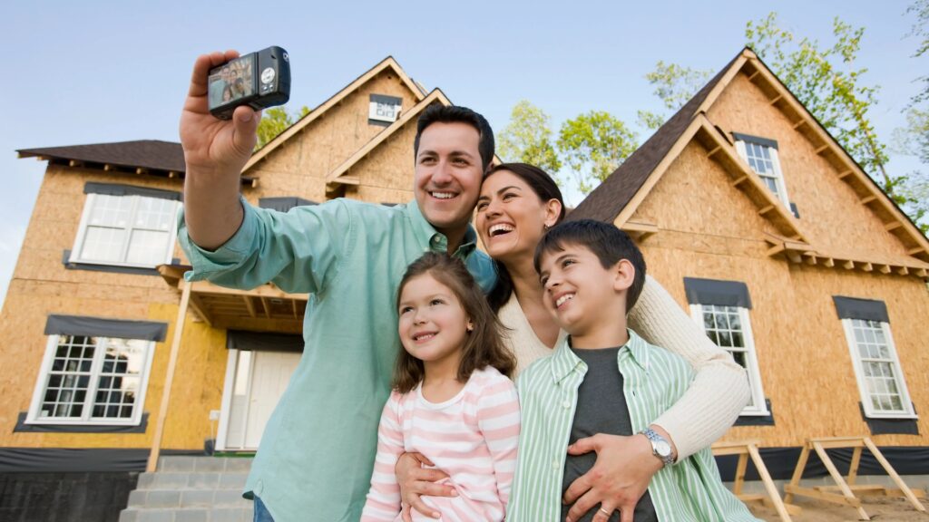 Siete señales para actuar a tiempo y evitar un cortocircuito en casa