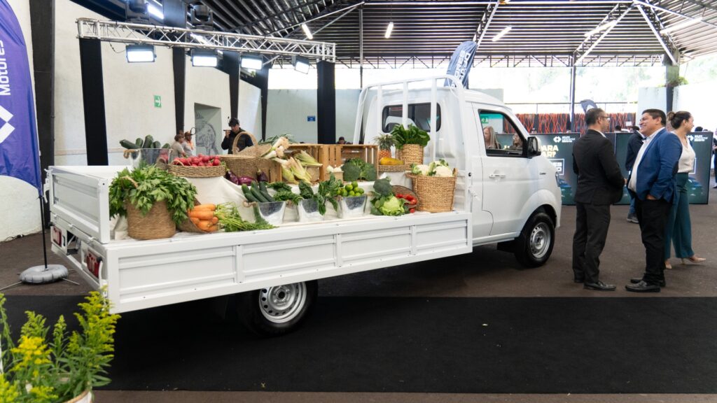 JMT lanza en Guatemala su propuesta de vehículos utilitarios para el trabajo diario