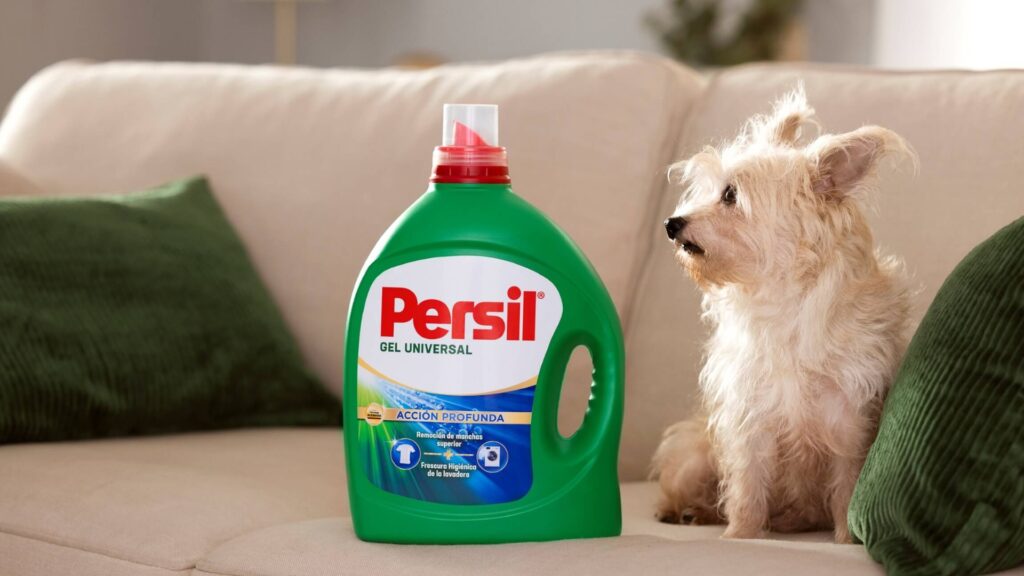 Persil innova en Guatemala con detergente que elimina manchas profundas y limpia lavadoras