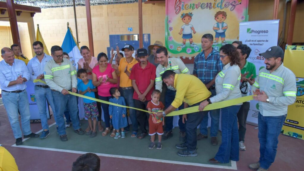 Pisos que dignifican, comunidades que avanzan: HogaRES deja huella en Guastatoya