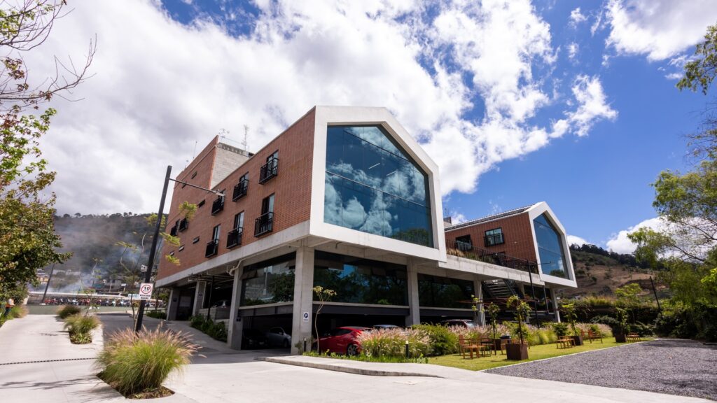 El Cubo Center crece en Antigua Guatemala y fortalece el ecosistema empresarial