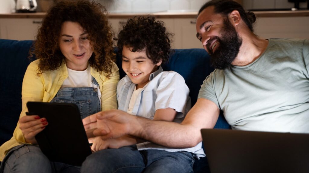 Cómo mantener los datos de los menores seguros y protegidos