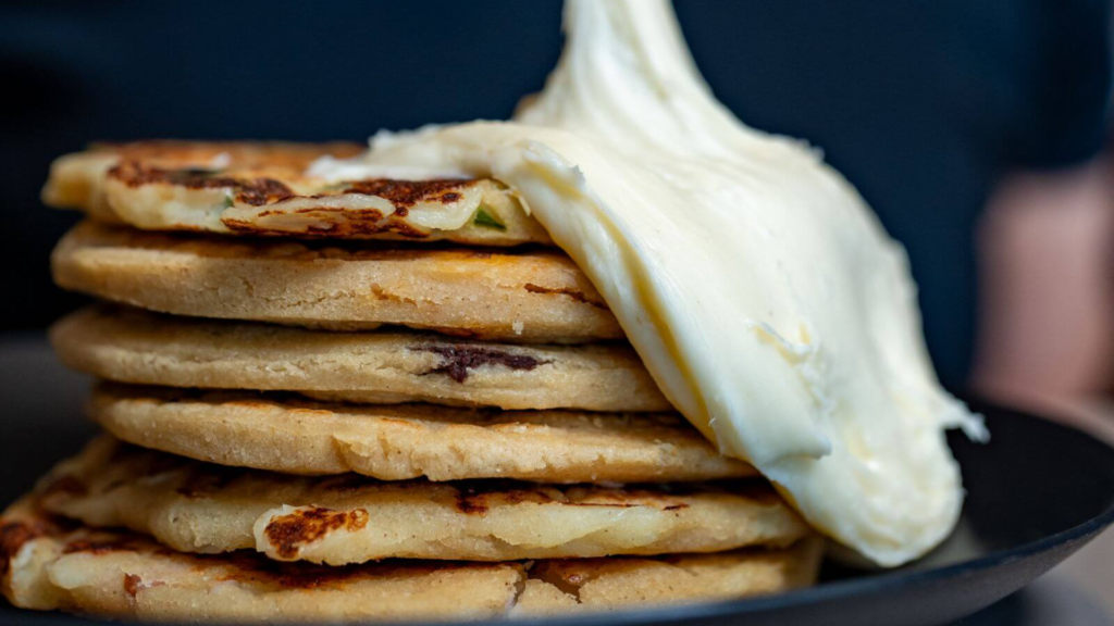 +Pupusas apuesta por un concepto práctico para uno de los platillos más populares de la región