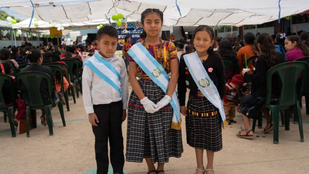 Cuatro nuevas aulas fortalecen la educación en San Juan Sacatepéquez y benefician a más de 200 estudiantes