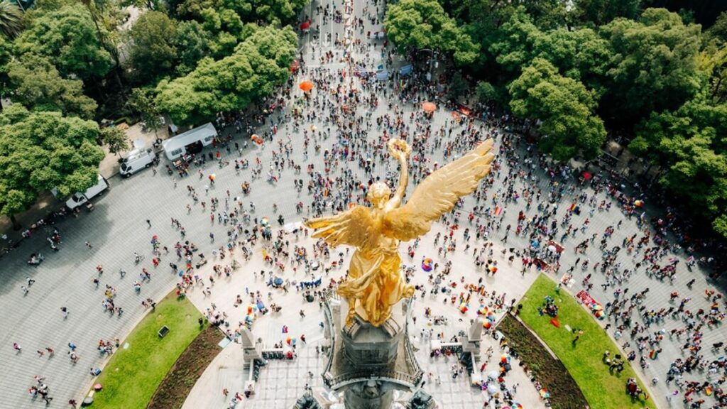 TransUnion amplía su operación en México con la adquisición de Buró de Crédito