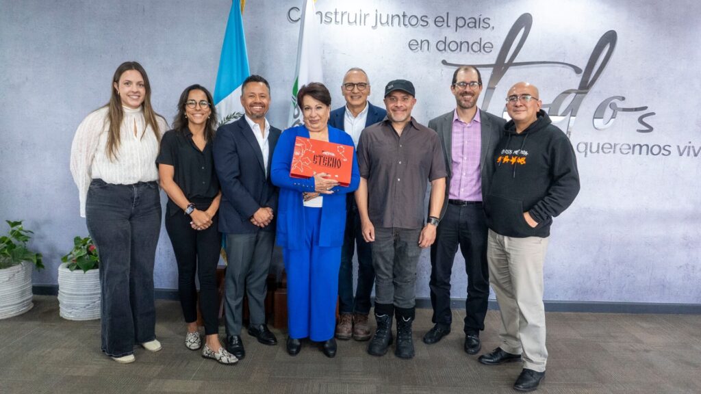 Homenaje editorial revive la esencia de Carlos Mérida