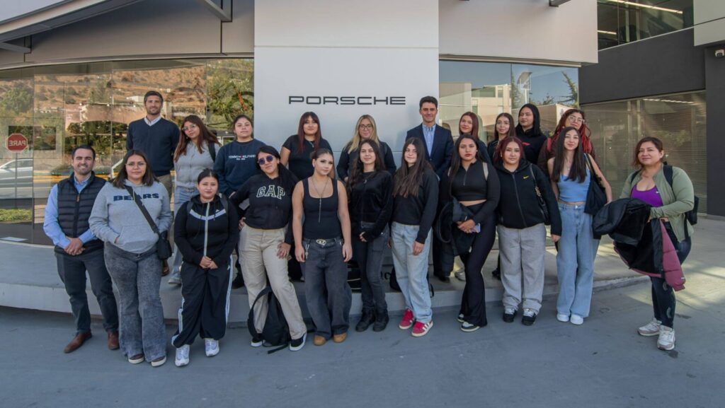 Porsche Chile impulsa el talento femenino en ingeniería automotriz durante el Mes de la Mujer