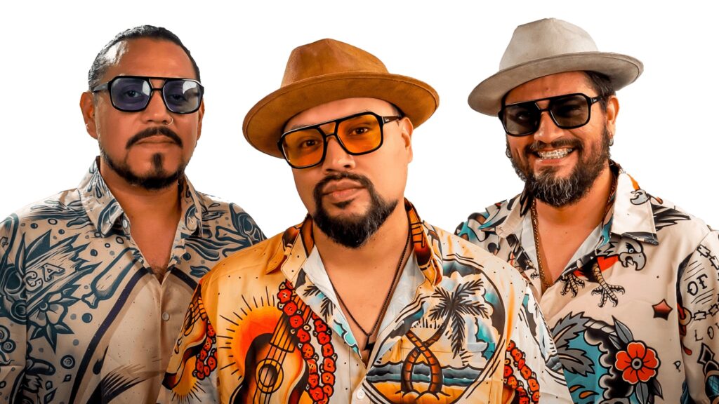 Tres Capitanes debuta con su sencillo original “Una Casita”