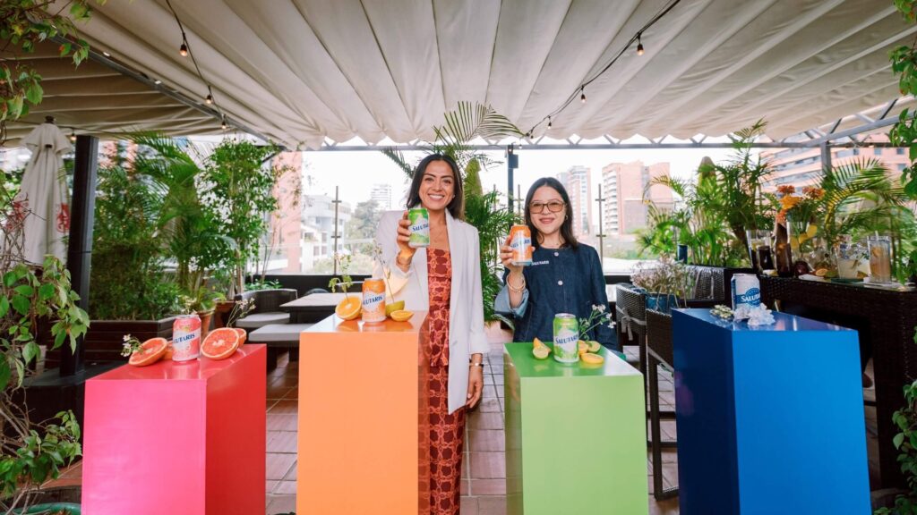 Salutaris presenta nueva imagen y refuerza su esencia refrescante