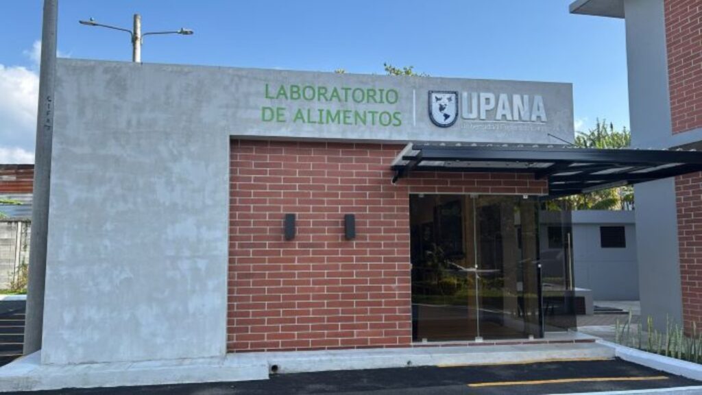 UPANA expande su presencia en Cobán con nuevas iniciativas académicas
